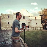 Aaron Gonzalez的照片