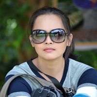 lia meliana的照片