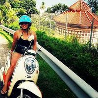 Natasha Chia-Canivet's Photo