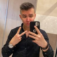 Michal Kunik的照片