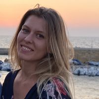 Pauline Rumley的照片