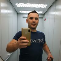 Dzmitry Tsiukhai的照片