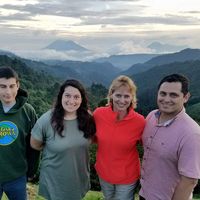 Benjamin DeLeon的照片