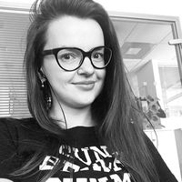 Julia London's Photo