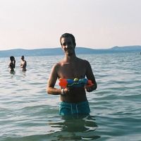 Gábor Nagy的照片