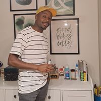 OWEN CHIPIRO's Photo