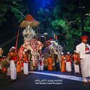 KANDY ESALA PERAHARA ( Kandyan Festival ) kumbal 's picture