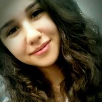 Esra Akçalı的照片