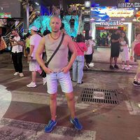 Bogdan Sharko的照片