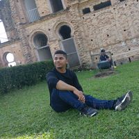 Yasser Karimo的照片