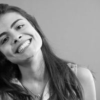 Anna Caroline Mesquita的照片