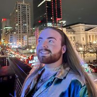 Caleb Hutchison的照片