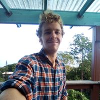 Isaiah Sare的照片