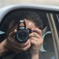 سامح الخليلي's Photo