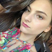 Vitória Saviano's Photo