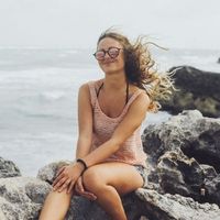 Anna Valentina的照片