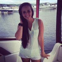 Alexandra Lapierre的照片