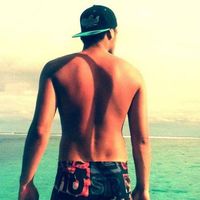 Holyza Teinauri的照片