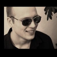 Ronald van der Linden's Photo