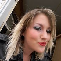 Robyn McComb的照片