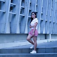 eunike tompodung's Photo