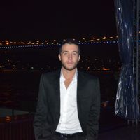 Firat Begeçarslan的照片