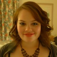 Bell-Yvonne Schnalle的照片