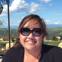 Charlene Le的照片