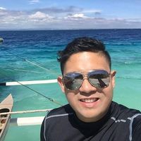 Fotos von Julius Calvin Santo