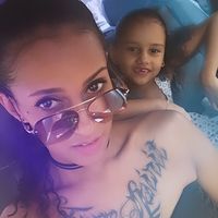 Carla Oliveira's Photo