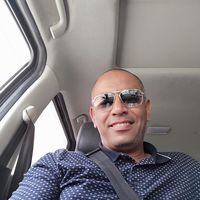 Mourad Mourad's Photo