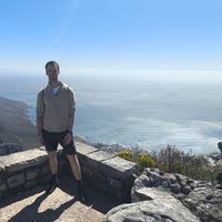 Robin Bloese's Photo