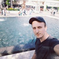 Stanislav Flanagan的照片