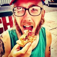 Steven Allred的照片