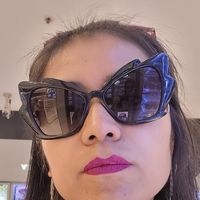 MAYA YUPANQUI的照片