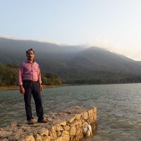 Khalili Lotfollah's Photo