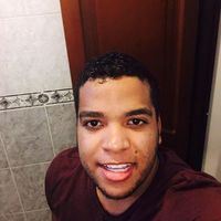 Christian Gonzalez的照片