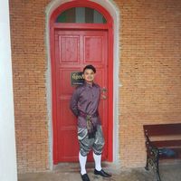 Navaphat Bhichesthapong's Photo