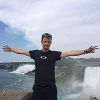 Vladimir Kňazovický的照片