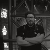 Pavel Charushin的照片