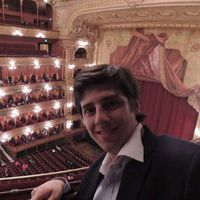 Hernán Avendaño's Photo