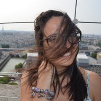 ozge aydemir的照片