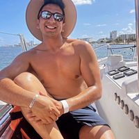 Javier Guerrero的照片