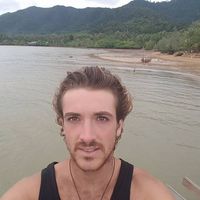 Nicolas Legendre的照片