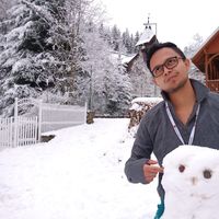 Poul Flores的照片