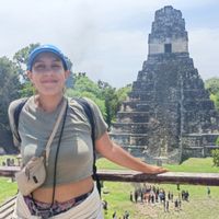 Nisrine Oulalite的照片