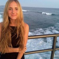 Jessi Hoernschemeyer's Photo