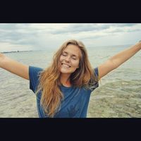 Paula Halonen的照片