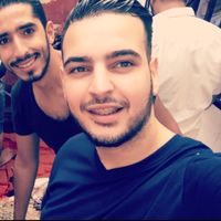 Omar Housni的照片