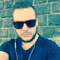 Karol Inglot的照片